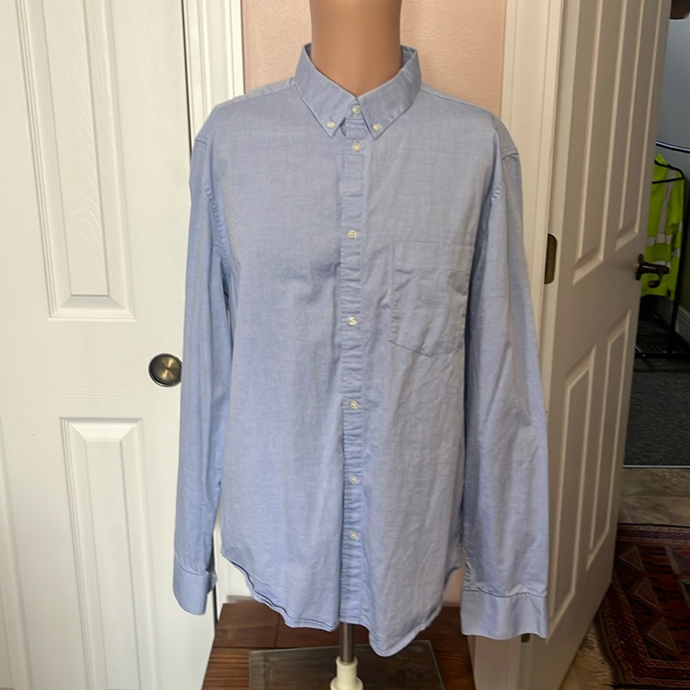 H&M men’s dress shirt